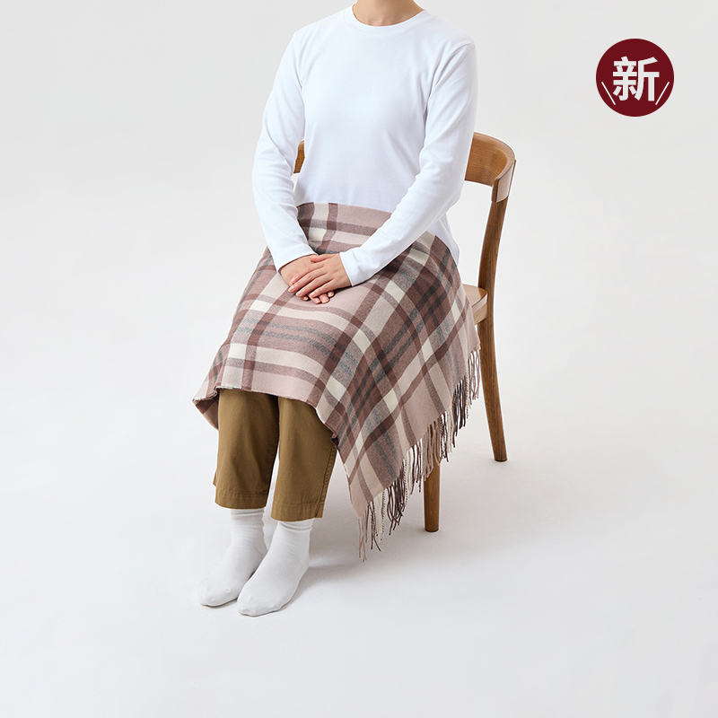 可当作毛毯使用的 绵羊毛披巾